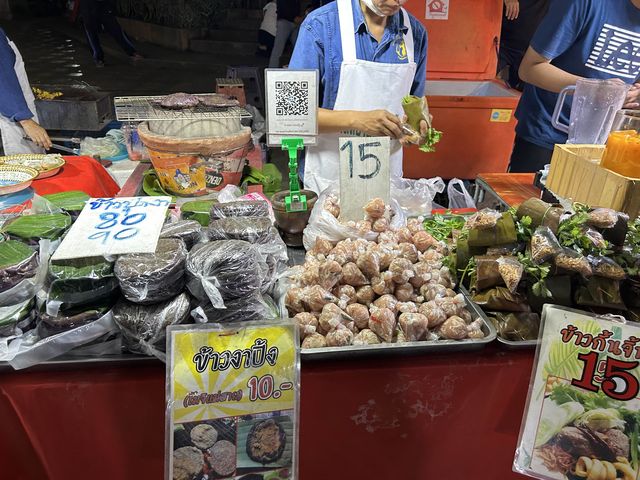 ถนนคนเดินเชียงราย ทุกวันเสาร์