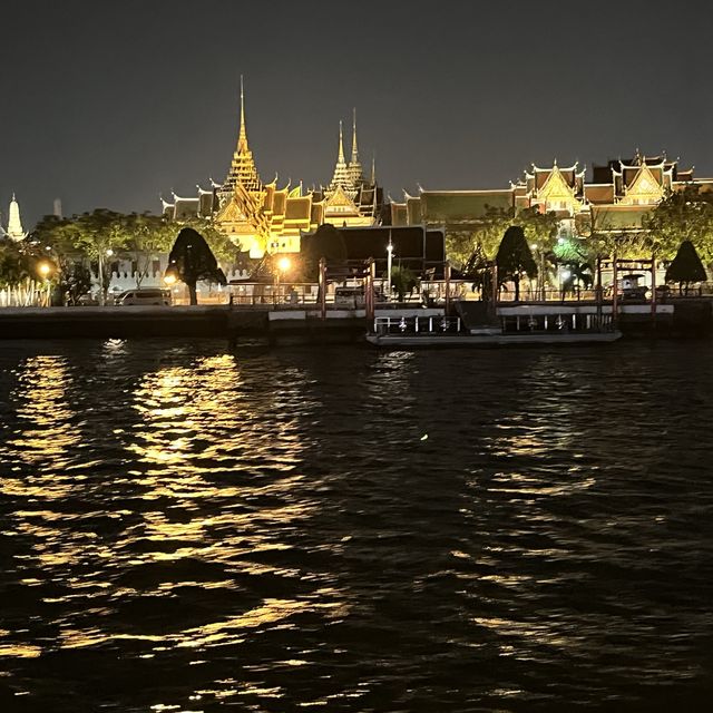 ล่องเรือดินเนอร์แม่น้ำเจ้าพระยา