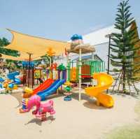 “ The Beach กลางกรุง