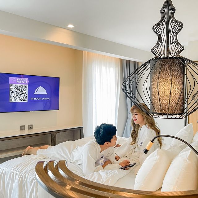 หนีแมวไป  Amethyst Hotel Pattaya 💜