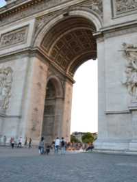 Arc de Triomphe de l'Etoile, a symbol of victory