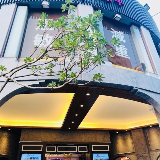 新馬辣經典麻辣鴛鴦鍋～台中公益店