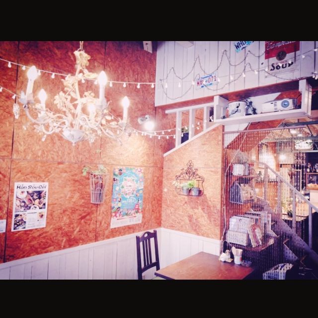 【広島県】内装が可愛すぎる "コージー カフェ グレイス"