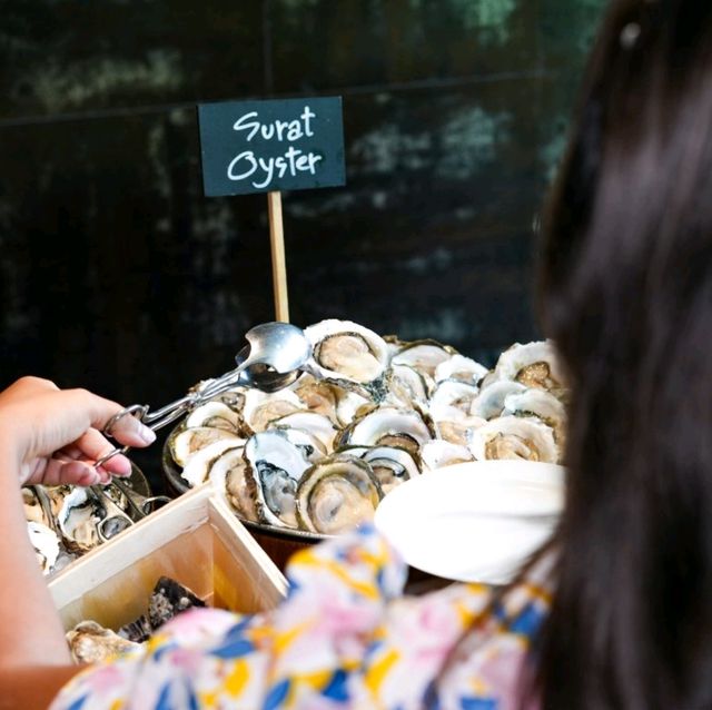 ลากแฟนไปเดทบุ​พ​เฟ​่​ต์​sunday​brunch ดื่มด่ำเพลงและอาหาร