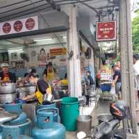 A Michelin Star Guide: Rung Rueang Pork Noodle