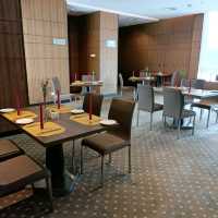 Sit back & Relax in the Executive Lounge 