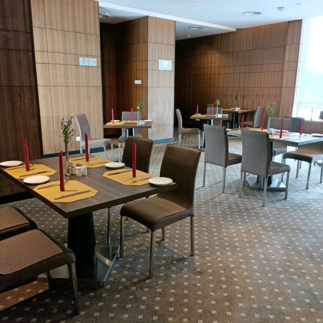 Sit back & Relax in the Executive Lounge 