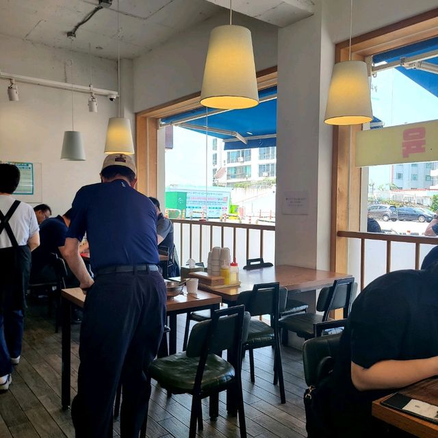 제주 노형동 맛집)하르방밀면 - 현지인들이 많이찾는 밀면맛집