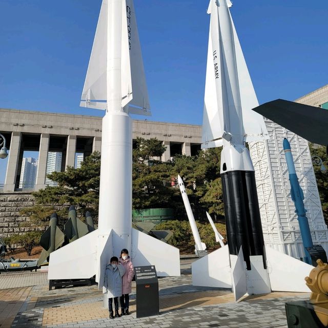대형무기들을 직접 체험할 수 있는 전쟁기념관 야외전시장🧨