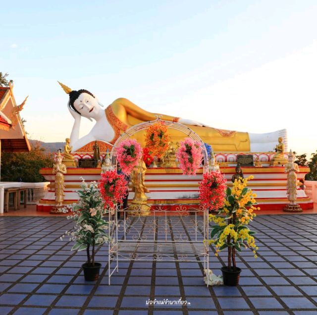 เที่ยวเชียงใหม่ วัดพระธาตุดอยคำ ขอพรหลวงพ่อทันใจ