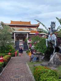 Outstanding Temple in Batam Island 