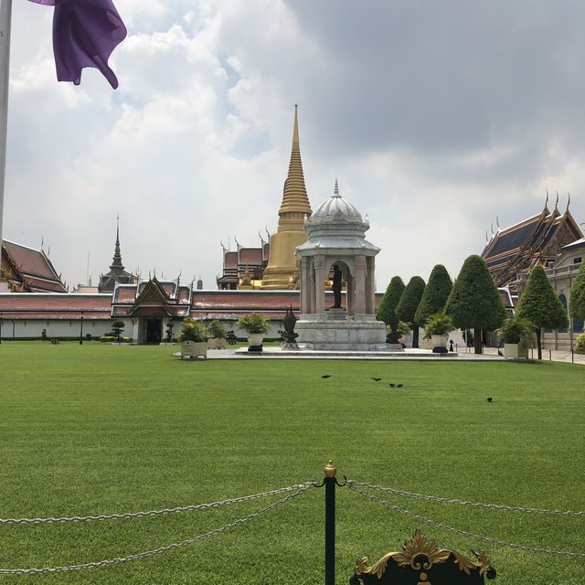 タイ旅行　一度は王宮を訪れてみよう