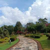 วัดเนรมิตวิปัสสนา วัดสวยด่านซ้าย