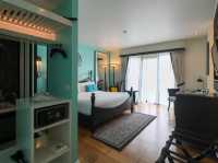 ave Hotel Pattaya  โรงแรมสุดคลาสสิคสไตล์ไมอามี