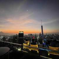 【バンコク】バンコクの夜景が360°楽しめるルーフトップバー🍸