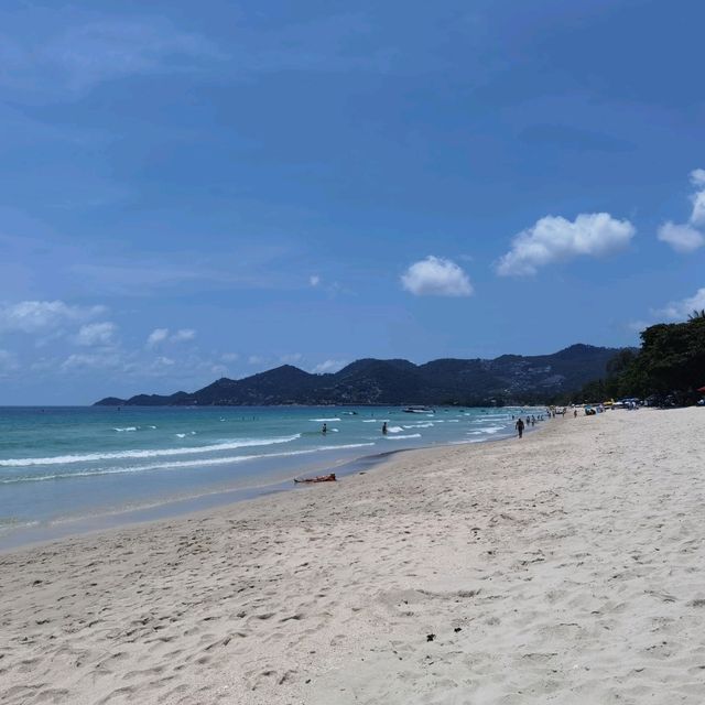 查汶海灘Chaweng Beach