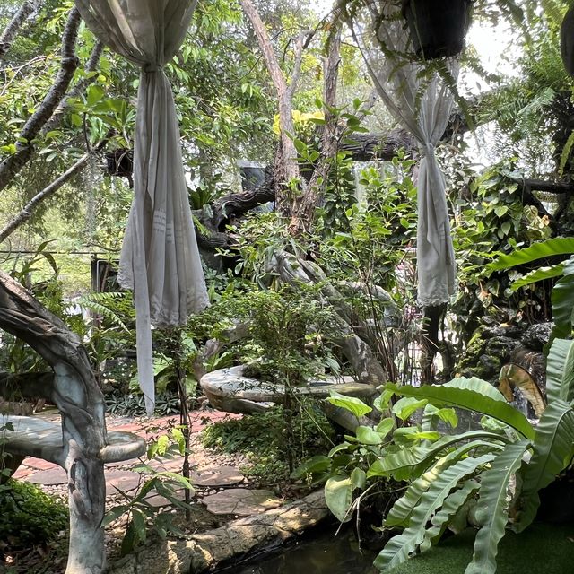 ดิ โอโซน คาเฟ่คลายร้อน ที่บางกระเจ้า