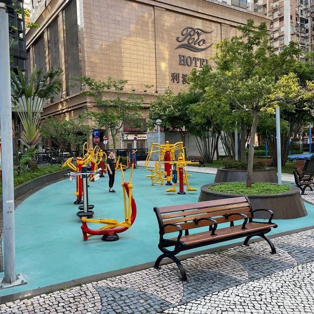 Comendador Ho Yin Garden