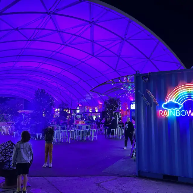 An Exquisite Culinary Wonderland: Grazeland M