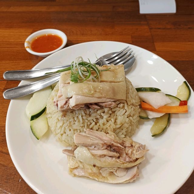 高雄苓雅區新加坡美食~南洋食府銳記