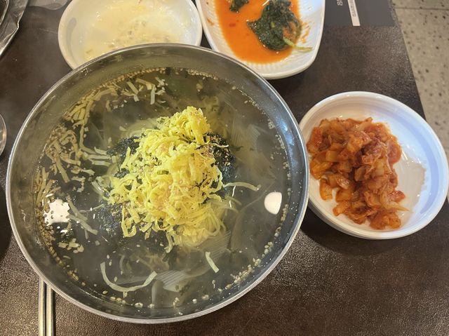 오픈하자마자 핫한 부산맛집