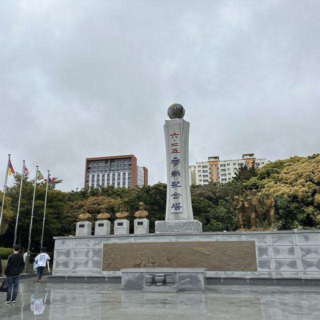 다양한 조형물을 보며 산책하기 좋은 공원 🏞️ 신산공원
