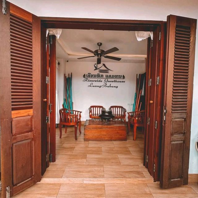 Riverside guesthouse 