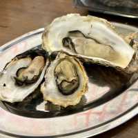 【兵庫・西宮市】活魚水槽の活貝をその場で焼いて味わえる「活貝センター 門戸漁港」