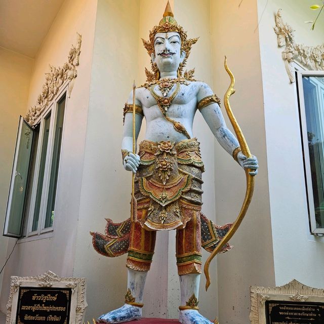 ไหว้พระขอพรวัดเชิงเลน