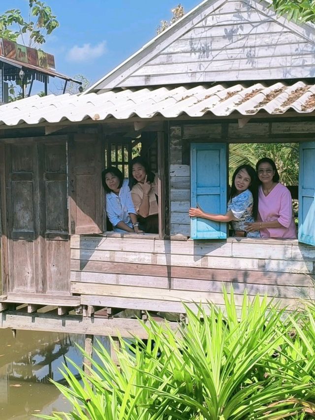  มา เติมสุขคาเฟ่ เพชรบุรี