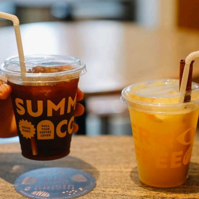 คาเฟ่เปิดใหม่ The Summer Coffee Talat Noi