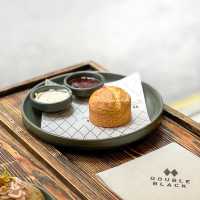  《半山簡約黑灰色咖啡店》 