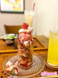 【福岡カフェ】中庭が見える席は予約必須！ランチもスイーツも人気のお店✨