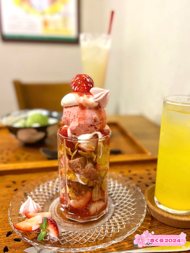 【福岡カフェ】中庭が見える席は予約必須！ランチもスイーツも人気のお店✨