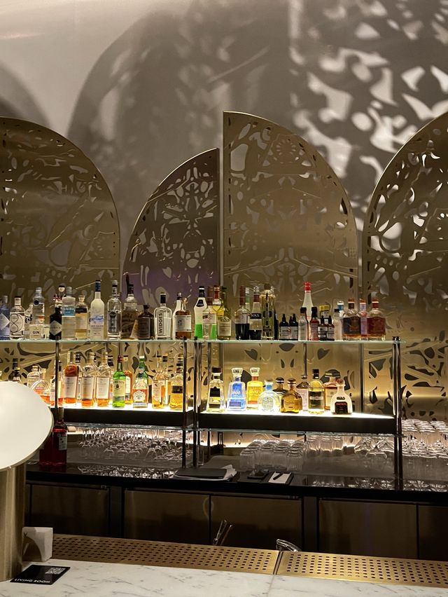 🍸🌟  沉醉澳門魅力 @ 新濠影滙W酒店 LIVING ROOM 酒吧🎭🏨🎉