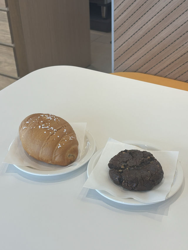 상무지구 소금빵과 음료가 맛있는 카페,댄싱컵 상무역점