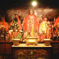 Man Mo Temple