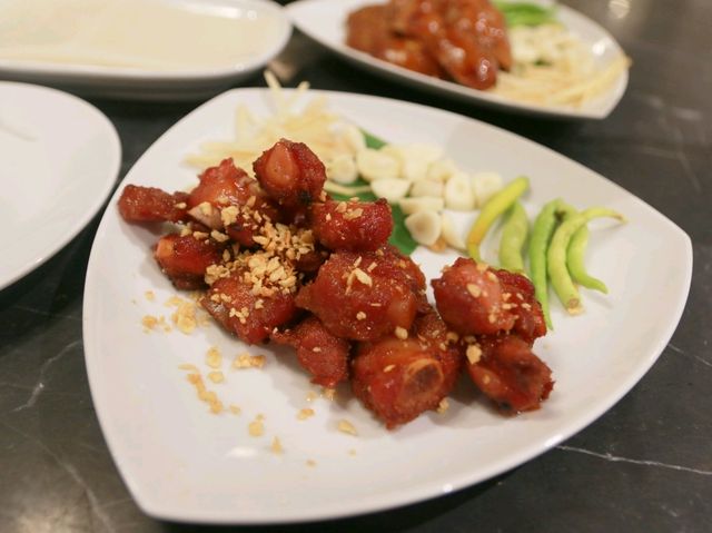 แวะทานวีทีแหนมเนือง ที่อุดรธานี