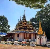 วัดศรีชุม วัดศิลปะแบบพม่าที่ใหญ่ที่สุดในประเทศไทย