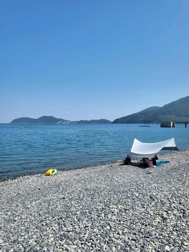 몽돌이라 놀기좋은 거제 학동해수욕장🏖