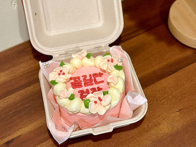 首爾弘大｜不用預約的可愛蛋糕店