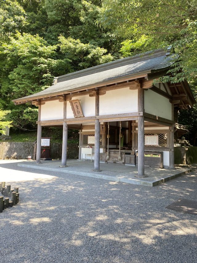 【岡山】江戸時代の国学者も厚く信仰した一童社