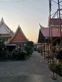 วัดที่ชาวปากเกร็ดรู้จักกันเป็นอย่างดี | วัดบ่อ