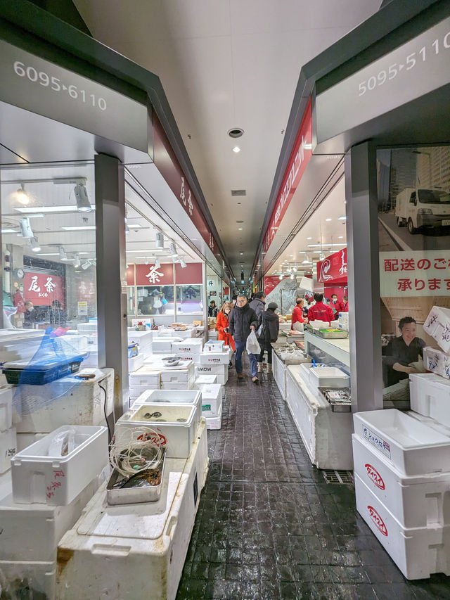 日本東京-豐洲市場的90年壽司老店：山崎壽司 寿司処 やまざき