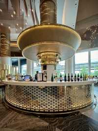 บรรยากาศดีๆ ก่อนไปสนามบิน 🍸