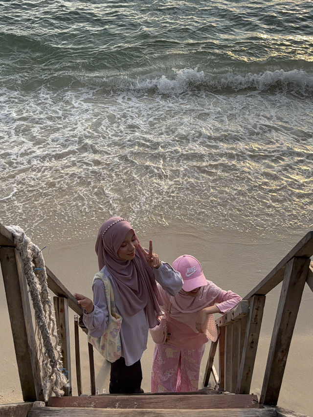 catch a beautiful sunset at Pulau Pangkor