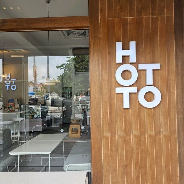 คาเฟ่ HOTTO  นครราชสีมา