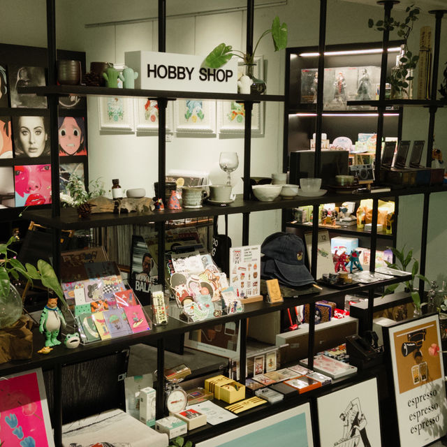 House of Hobby: คาเฟ่สำหรับคนรักอาร์ตและของเล่น