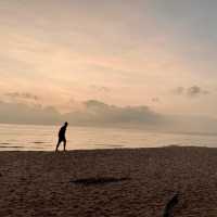 Experience the Charm of Teluk Cempedak Beach: A Perfect Day and Night Escape