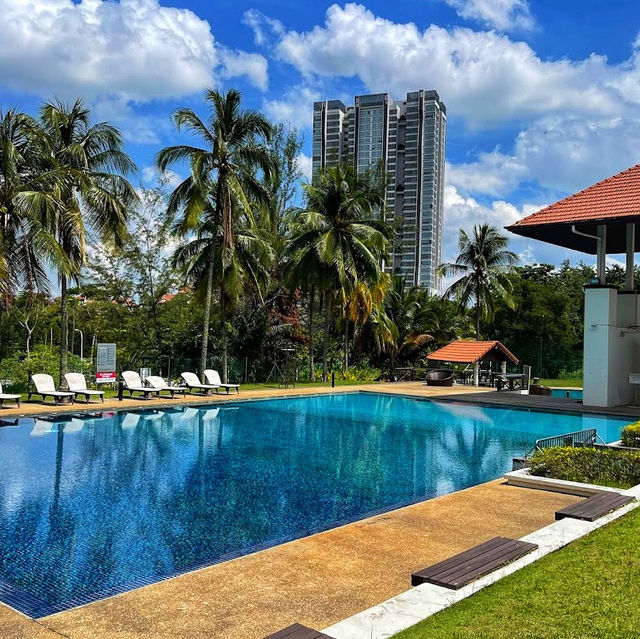 🇲🇾Find Your Paradise at Palm Garden Hotel